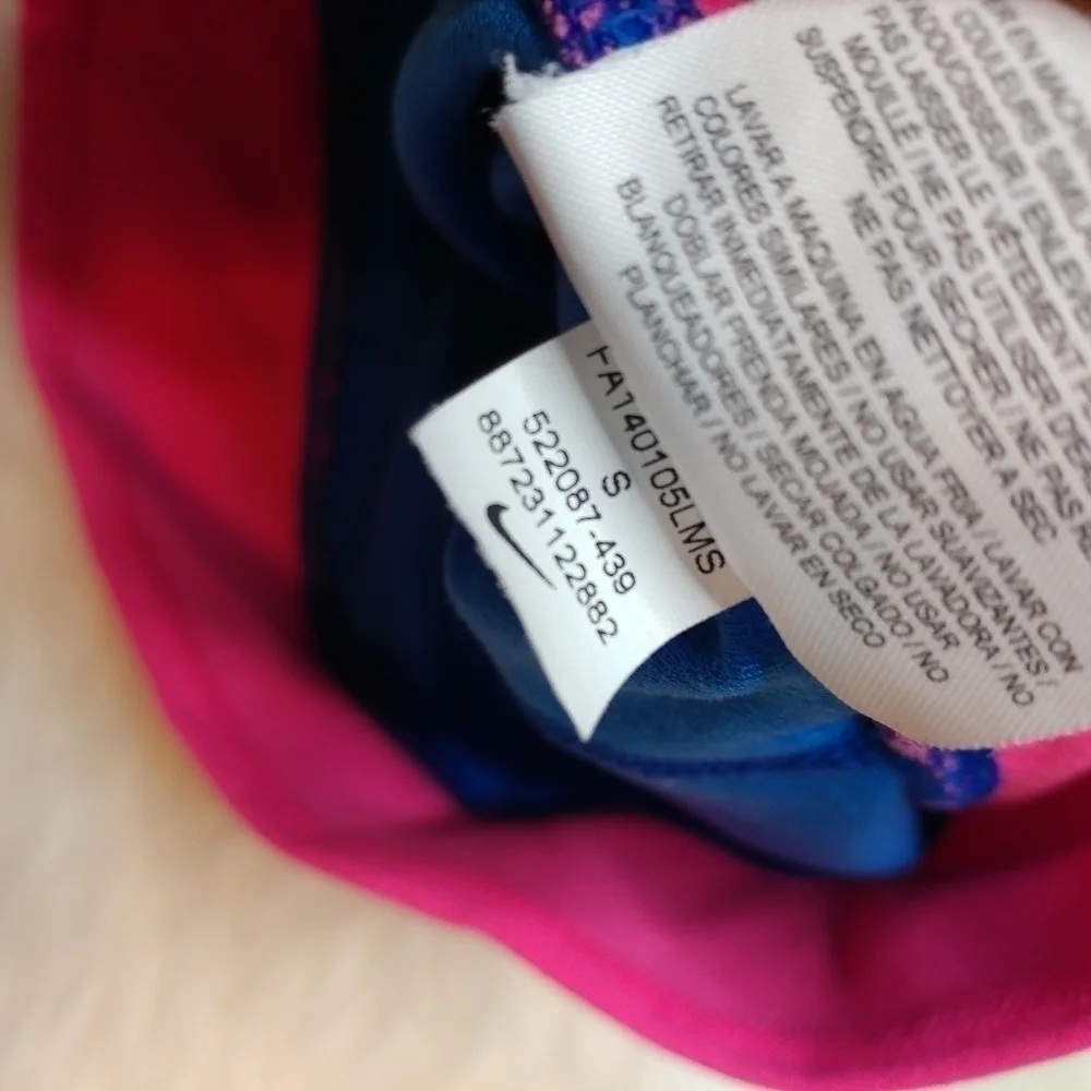 Girls' Nike Dri-Fit Legend Capri Tights - Picture 8 of 10